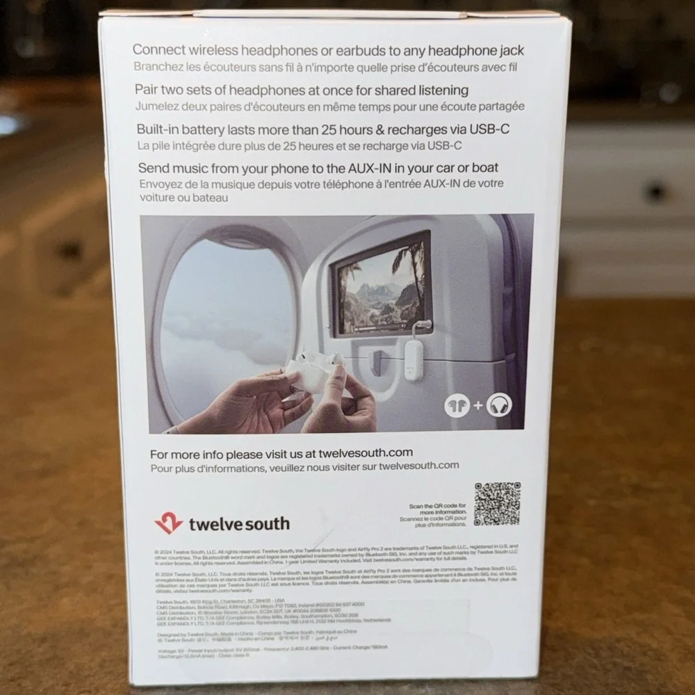 Twelve South AirFly Pro 2 Wireless Adapter - Picture 2 of 6